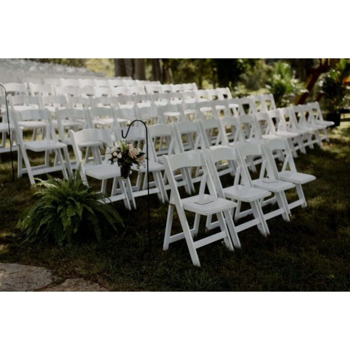 White Foldable Chair (rent)