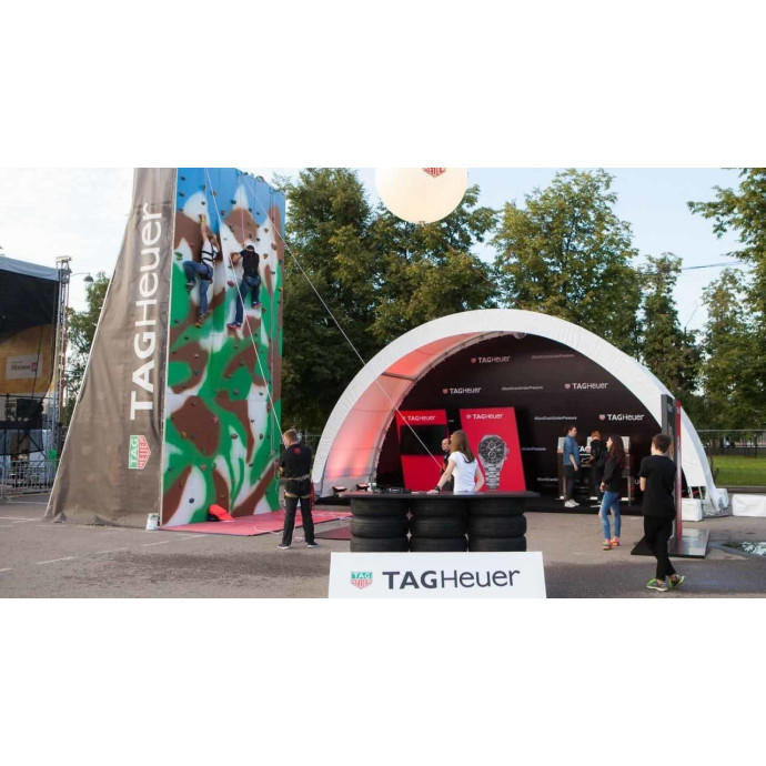 Dome shaped stage L (rent)