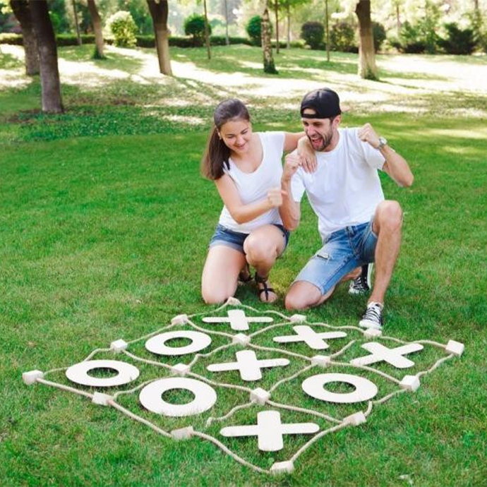 Outdoor games rent - Mega Tic-Tac-Toe